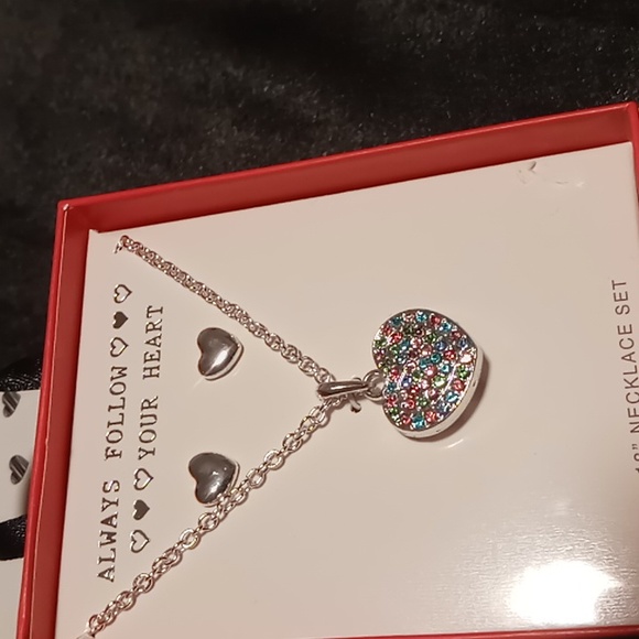 18 inch necklace set always follow your heart. multi color crystals With earring - Picture 3 of 5